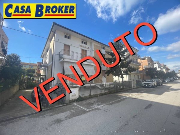 appartamento in vendita a San Benedetto del Tronto in zona Sentina