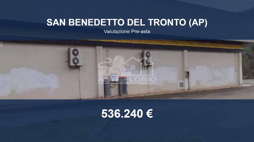 locale commerciale in vendita a San Benedetto del Tronto in zona Sentina