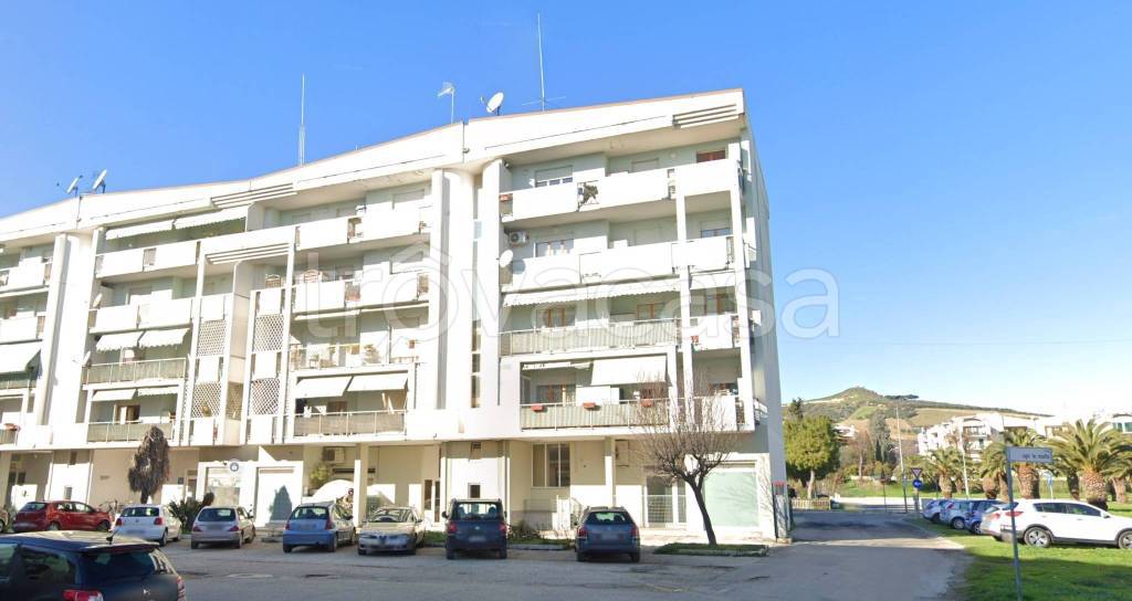 appartamento in vendita a San Benedetto del Tronto in zona Sentina