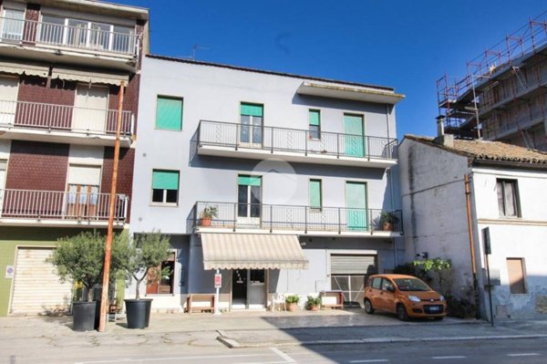 casa indipendente in vendita a San Benedetto del Tronto in zona Sentina