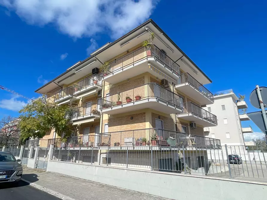 appartamento in vendita a San Benedetto del Tronto in zona Sentina