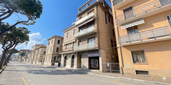 locale commerciale in vendita a San Benedetto del Tronto