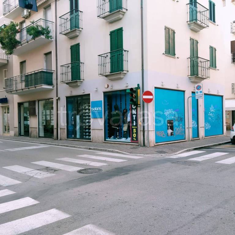 negozio in vendita a San Benedetto del Tronto