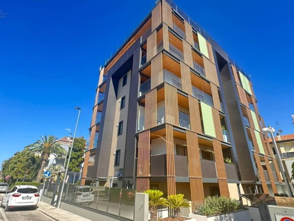 appartamento in vendita a San Benedetto del Tronto in zona Sentina