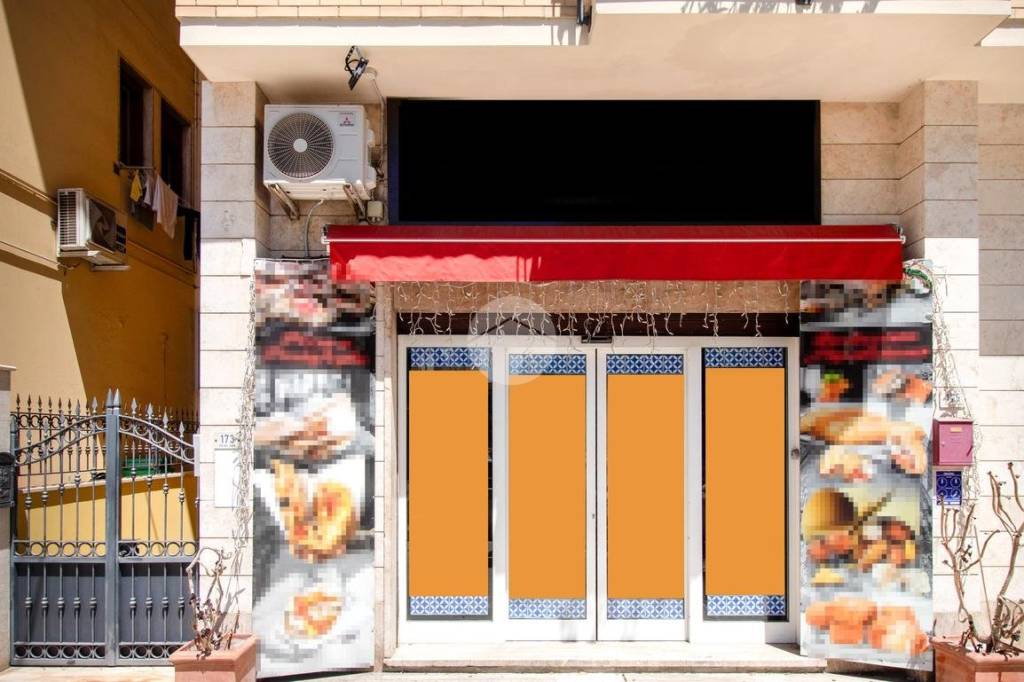 negozio in vendita a San Benedetto del Tronto in zona Sentina