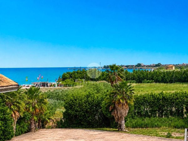 appartamento in vendita a San Benedetto del Tronto in zona Sentina