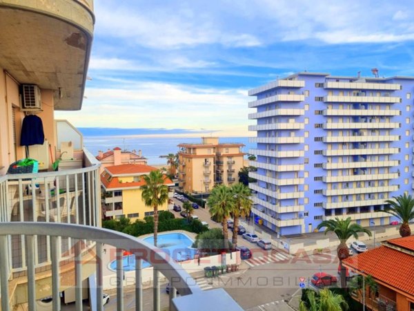 appartamento in vendita a San Benedetto del Tronto in zona Sentina