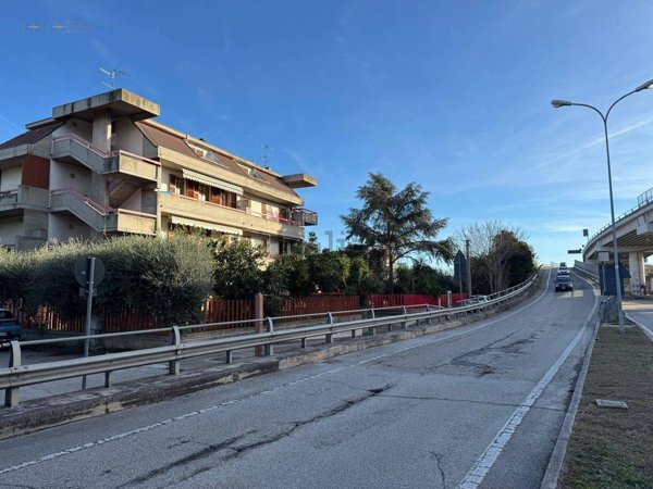 appartamento in vendita a San Benedetto del Tronto in zona Sentina