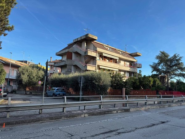 appartamento in vendita a San Benedetto del Tronto in zona Sentina