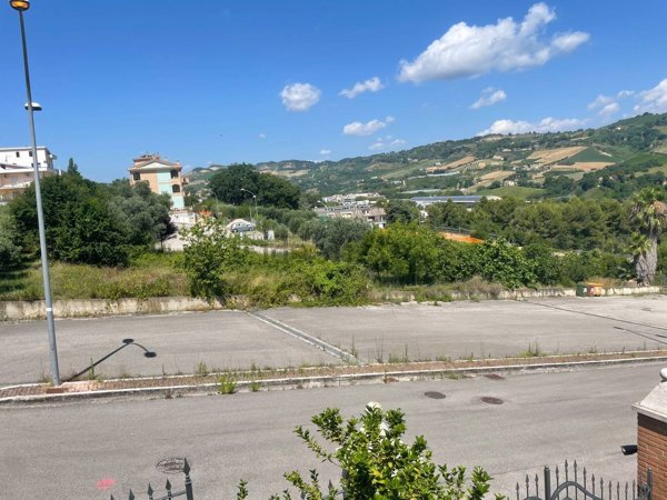 terreno edificabile in vendita a San Benedetto del Tronto