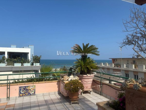appartamento in vendita a San Benedetto del Tronto in zona Sentina
