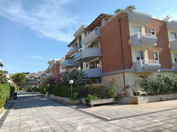 appartamento in vendita a San Benedetto del Tronto in zona Sentina