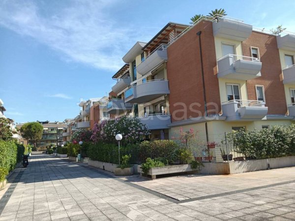 appartamento in vendita a San Benedetto del Tronto in zona Sentina