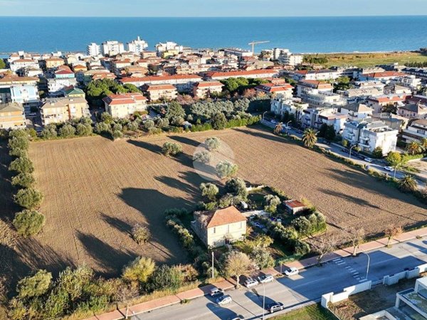 terreno agricolo in vendita a San Benedetto del Tronto in zona Sentina