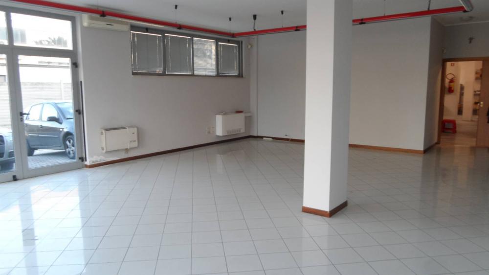 casa indipendente in vendita a San Benedetto del Tronto in zona Sentina