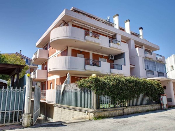 appartamento in vendita a San Benedetto del Tronto in zona Sentina