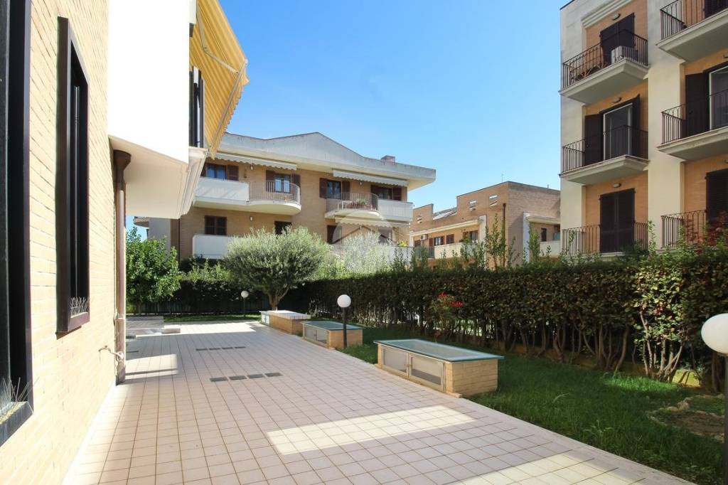 appartamento in vendita a San Benedetto del Tronto in zona Sentina