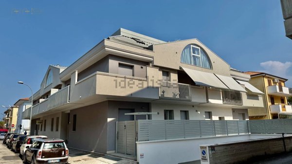 appartamento in vendita a San Benedetto del Tronto in zona Sentina