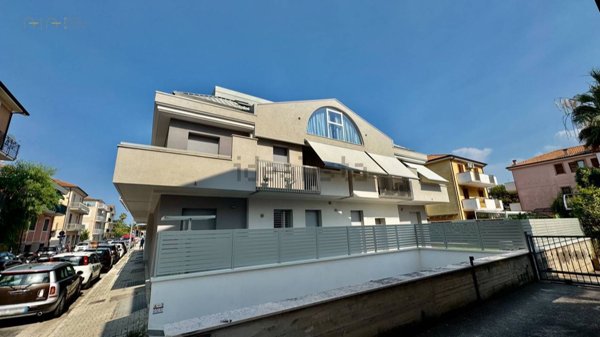appartamento in vendita a San Benedetto del Tronto in zona Sentina