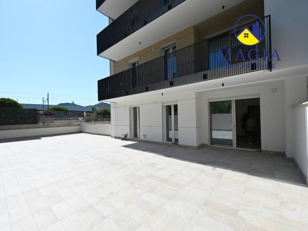 appartamento in vendita a San Benedetto del Tronto in zona Sentina