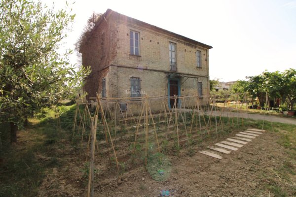 casa indipendente in vendita a San Benedetto del Tronto in zona Sentina