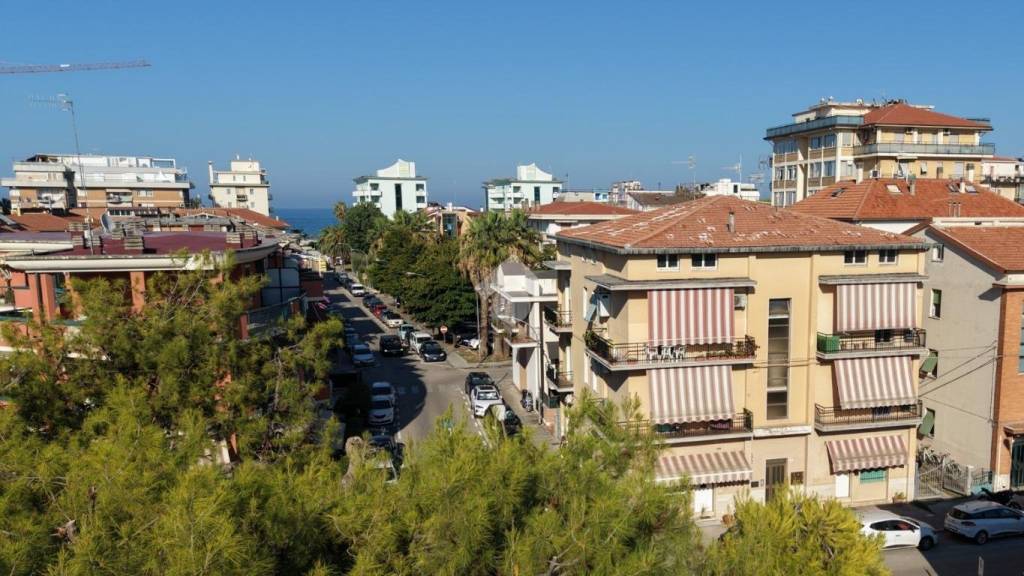 appartamento in vendita a San Benedetto del Tronto in zona Sentina