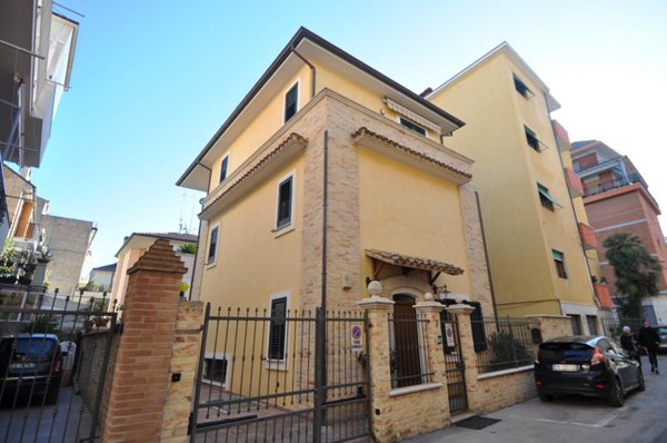 casa indipendente in vendita a San Benedetto del Tronto