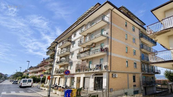 appartamento in vendita a San Benedetto del Tronto in zona Sentina