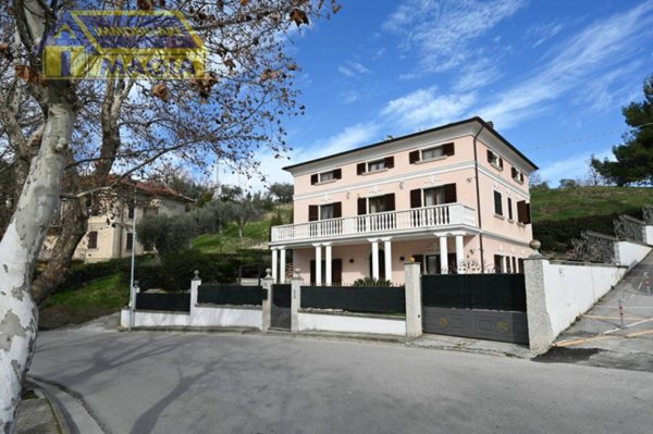 casa indipendente in vendita a Spinetoli