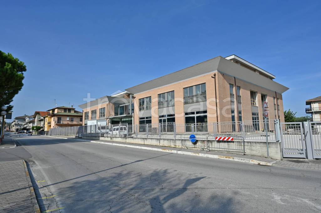 appartamento in vendita a Spinetoli in zona Pagliare