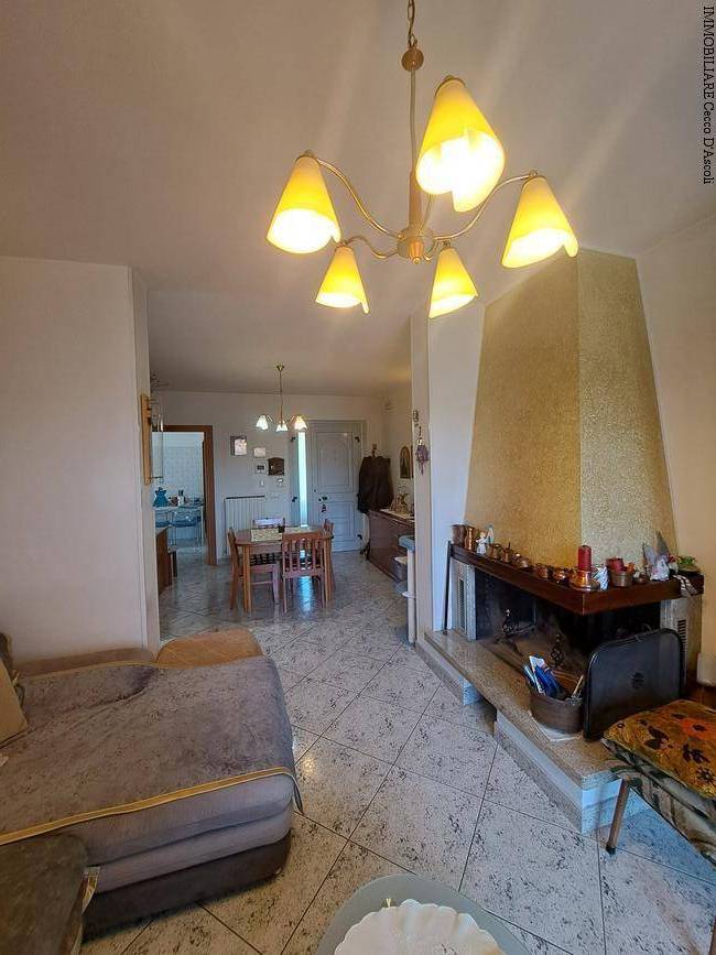 appartamento in vendita a Spinetoli in zona Pagliare