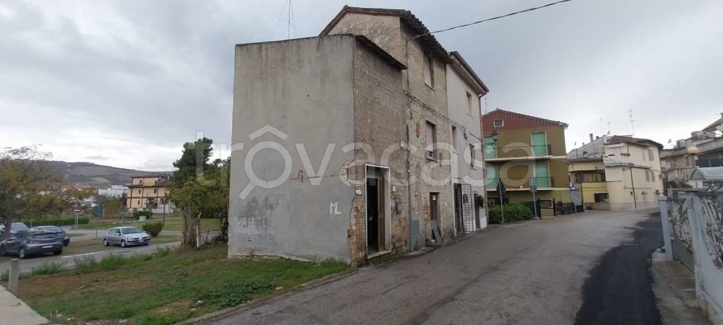 casa indipendente in vendita a Spinetoli