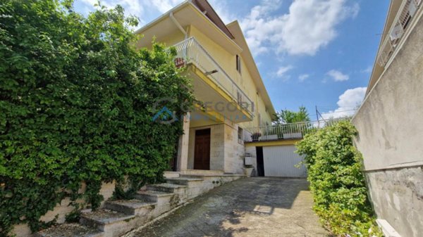 casa indipendente in vendita a Spinetoli