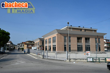 locale commerciale in vendita a Spinetoli in zona Pagliare