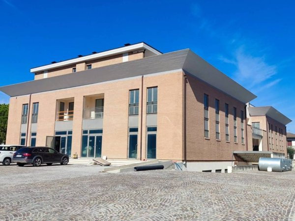 intera palazzina in vendita a Spinetoli in zona Pagliare