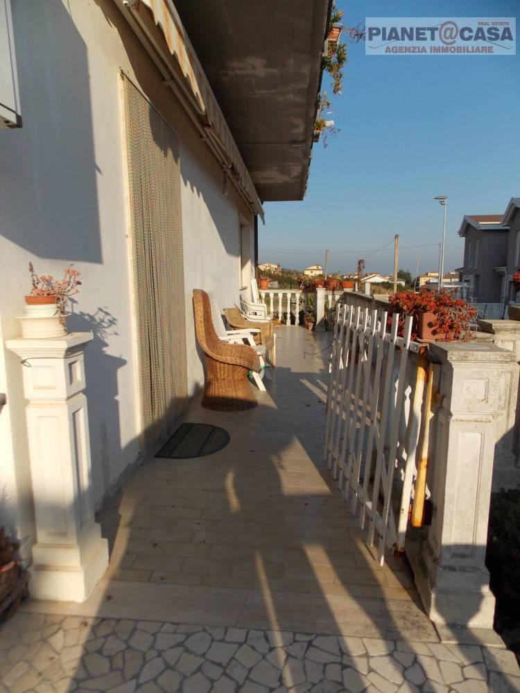appartamento in vendita a Spinetoli in zona Pagliare