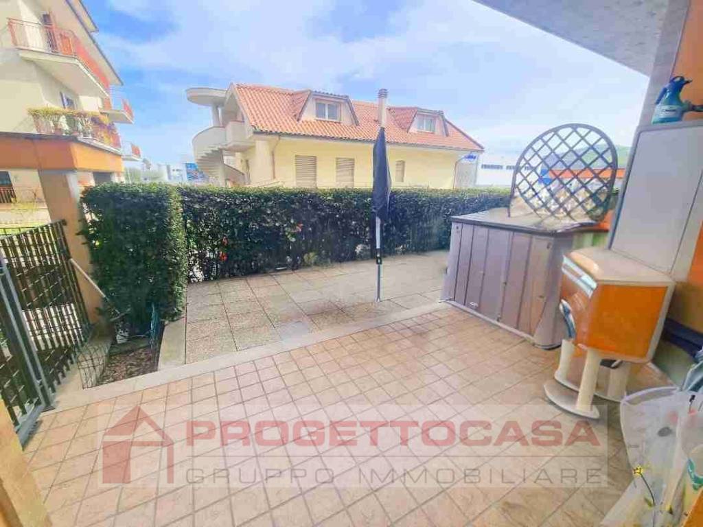 appartamento in vendita a Spinetoli in zona Pagliare
