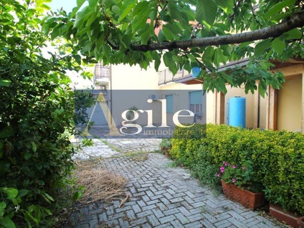 casa indipendente in vendita a Spinetoli in zona Pagliare