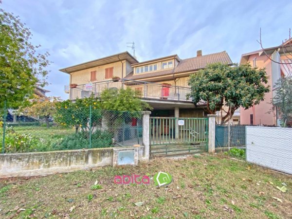 casa indipendente in vendita a Spinetoli in zona Pagliare