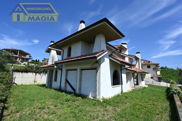 casa indipendente in vendita a Spinetoli