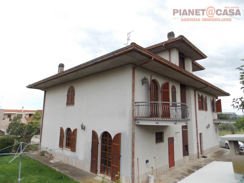 casa indipendente in vendita a Spinetoli