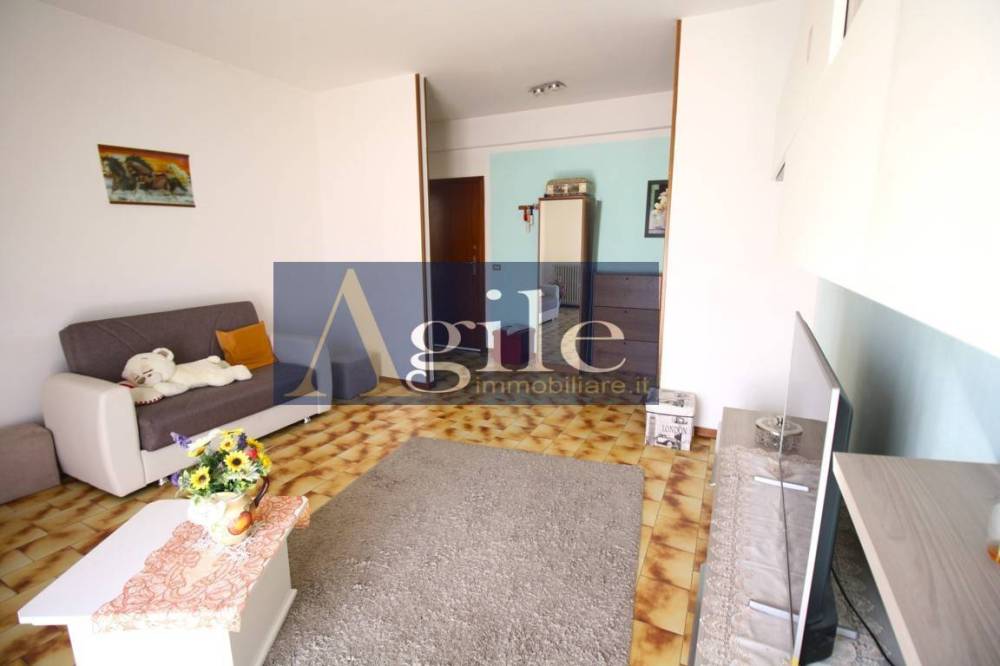 appartamento in vendita a Spinetoli in zona Pagliare