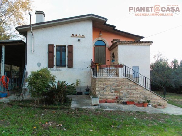 casa indipendente in vendita a Spinetoli
