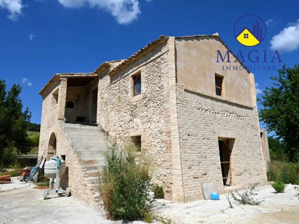 casa indipendente in vendita a Spinetoli