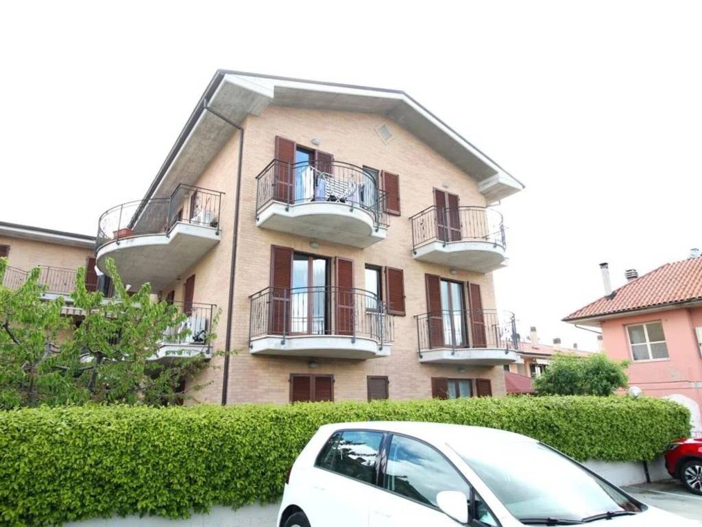 appartamento in vendita a Spinetoli in zona Pagliare