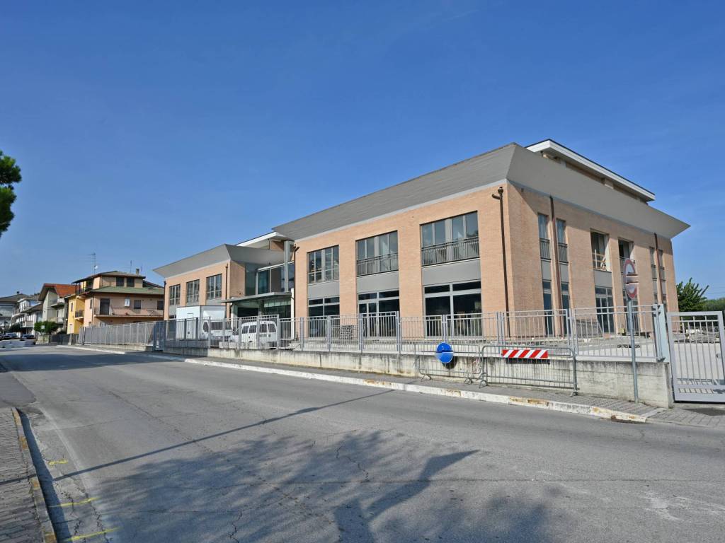 appartamento in vendita a Spinetoli in zona Pagliare