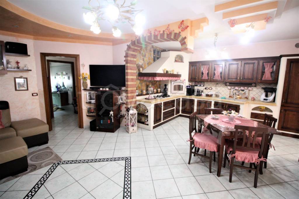 appartamento in vendita a Spinetoli in zona Pagliare