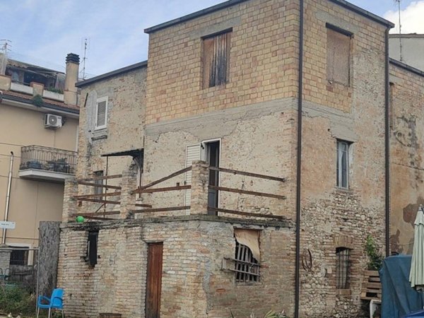 casa indipendente in vendita a Spinetoli in zona Pagliare
