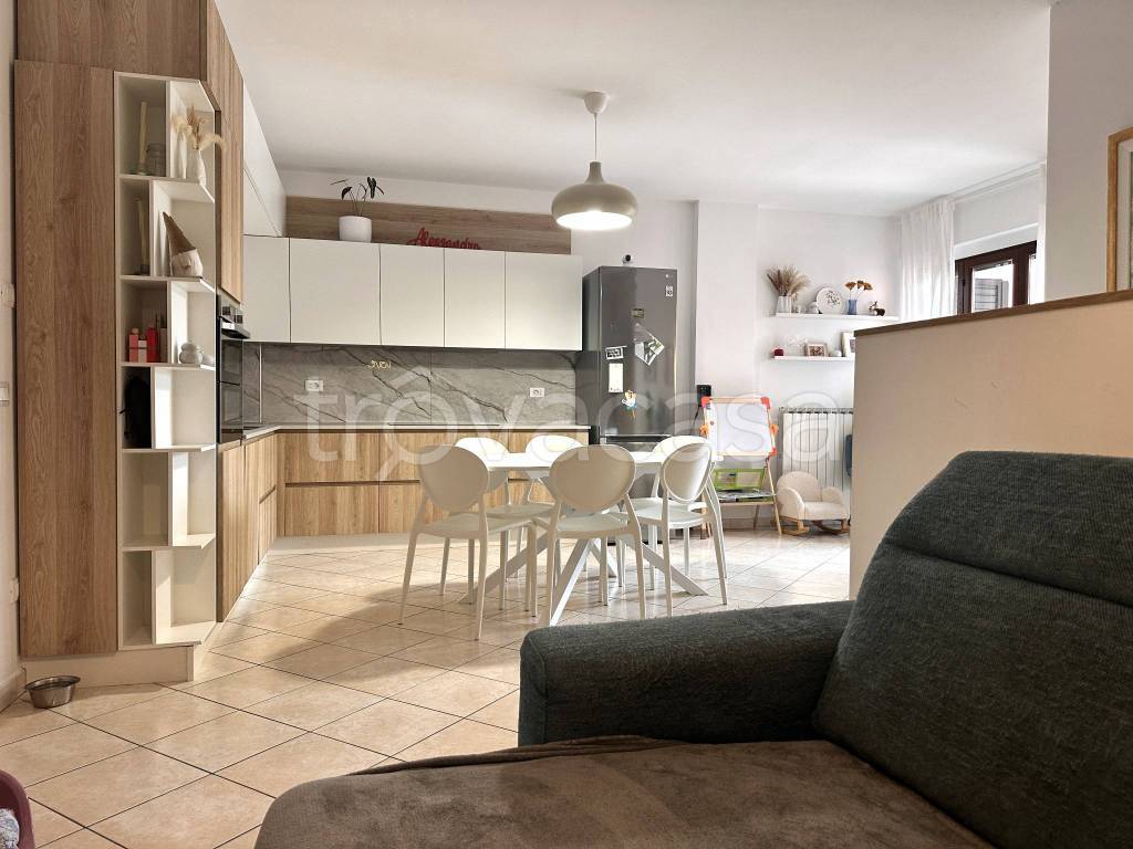 appartamento in vendita a Spinetoli in zona Pagliare