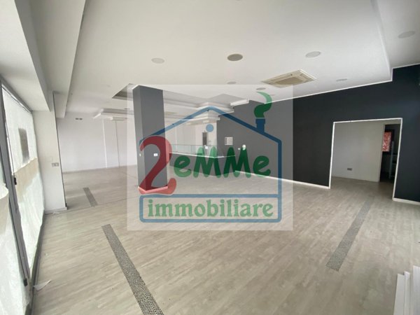 locale commerciale in vendita a Spinetoli